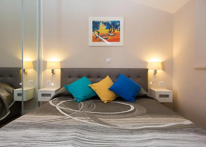 Villa Flores Room With Balcony
